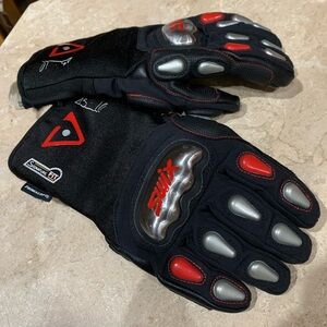 Swix protective Primaloft riding gloves